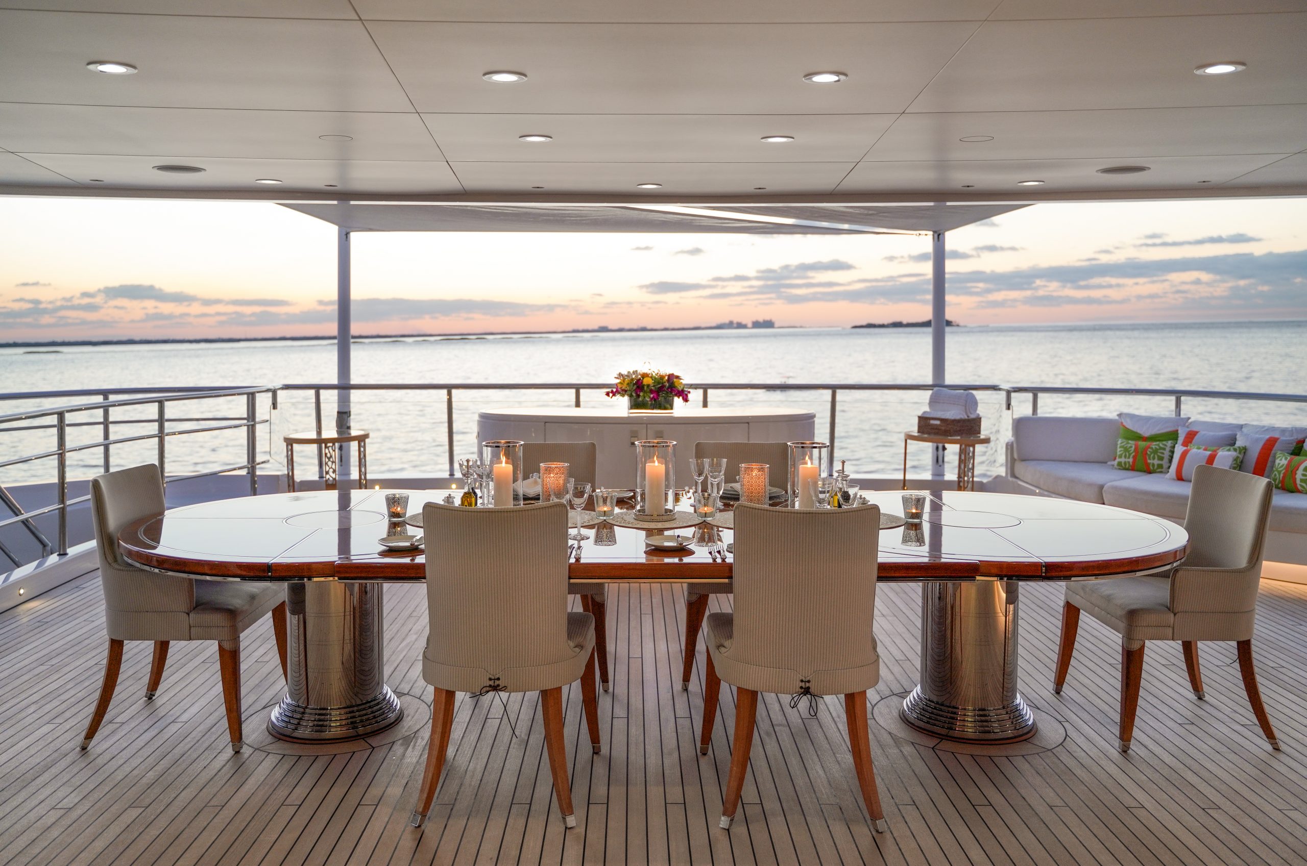 Motor Yacht Amaryllis Dining Bridge Deck