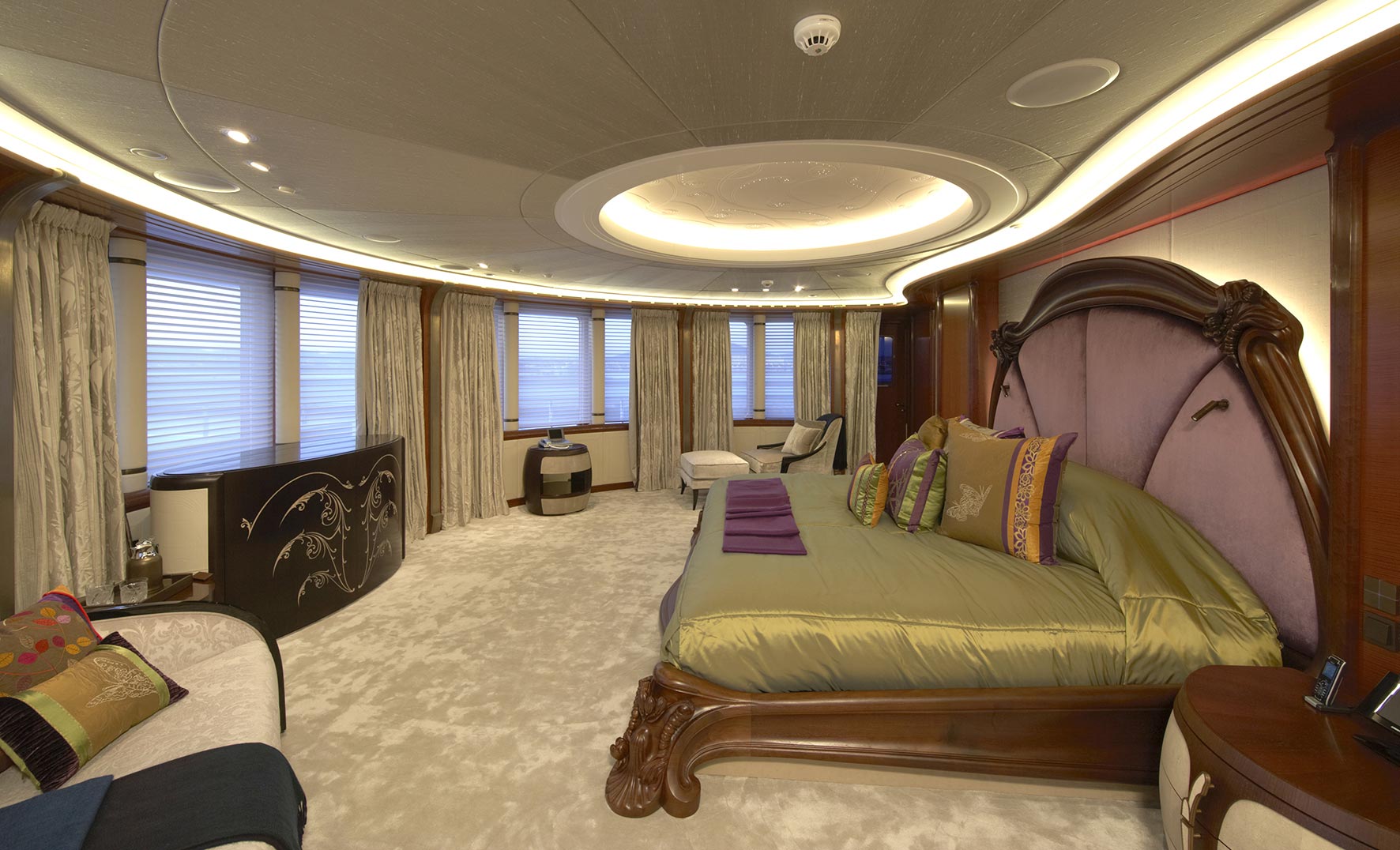 Motor Yacht Amaryllis Master Stateroom