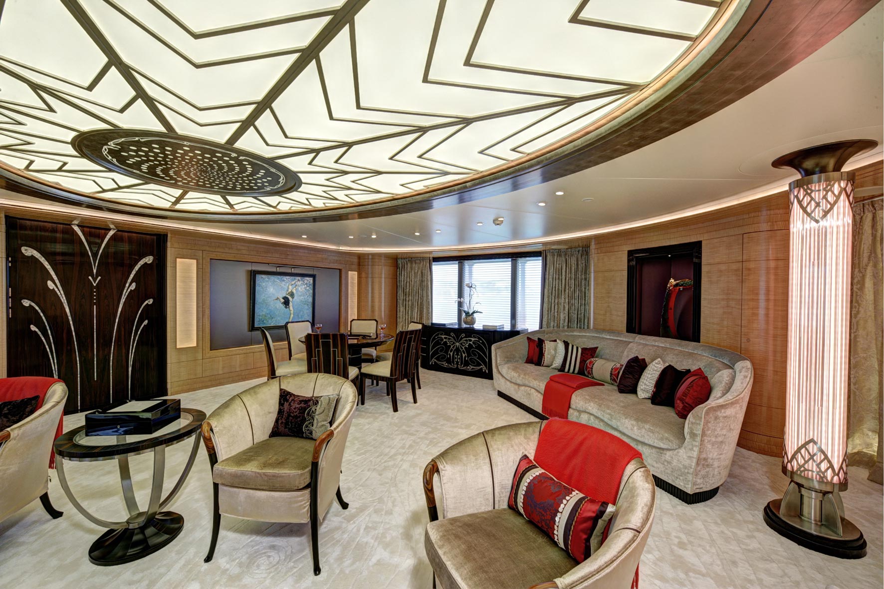 Motor Yacht Amaryllis Sky Lounge