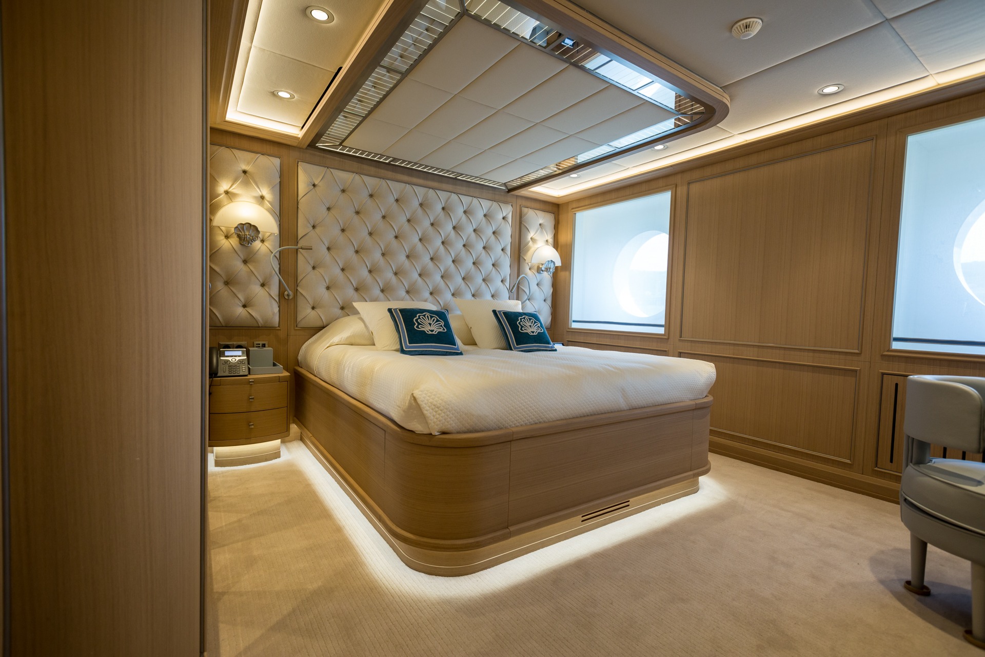 Motor Yacht Dream Double Stateroom