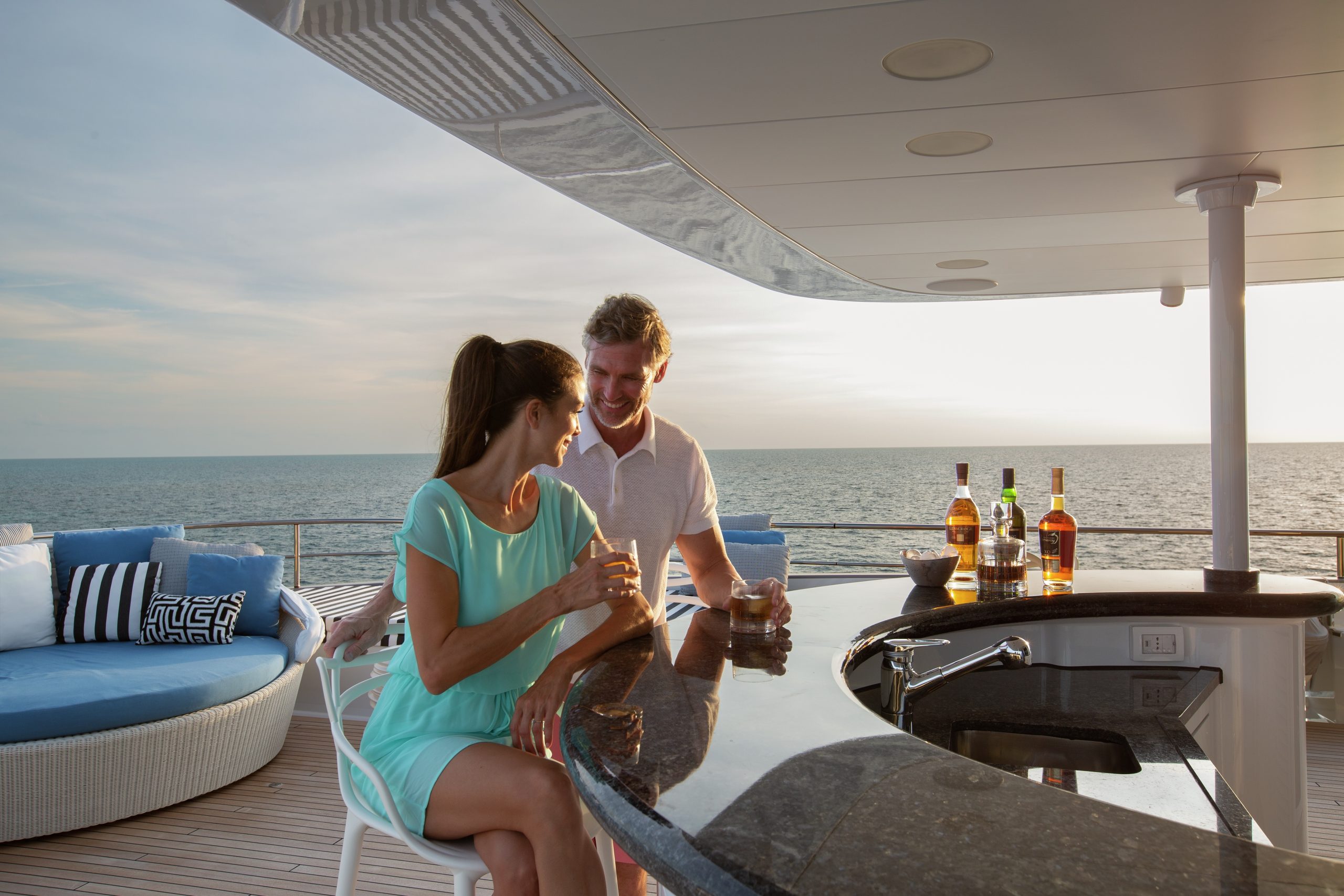 Motor Yacht Eternity Sun Deck Bar