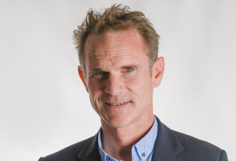 Giles Hunt