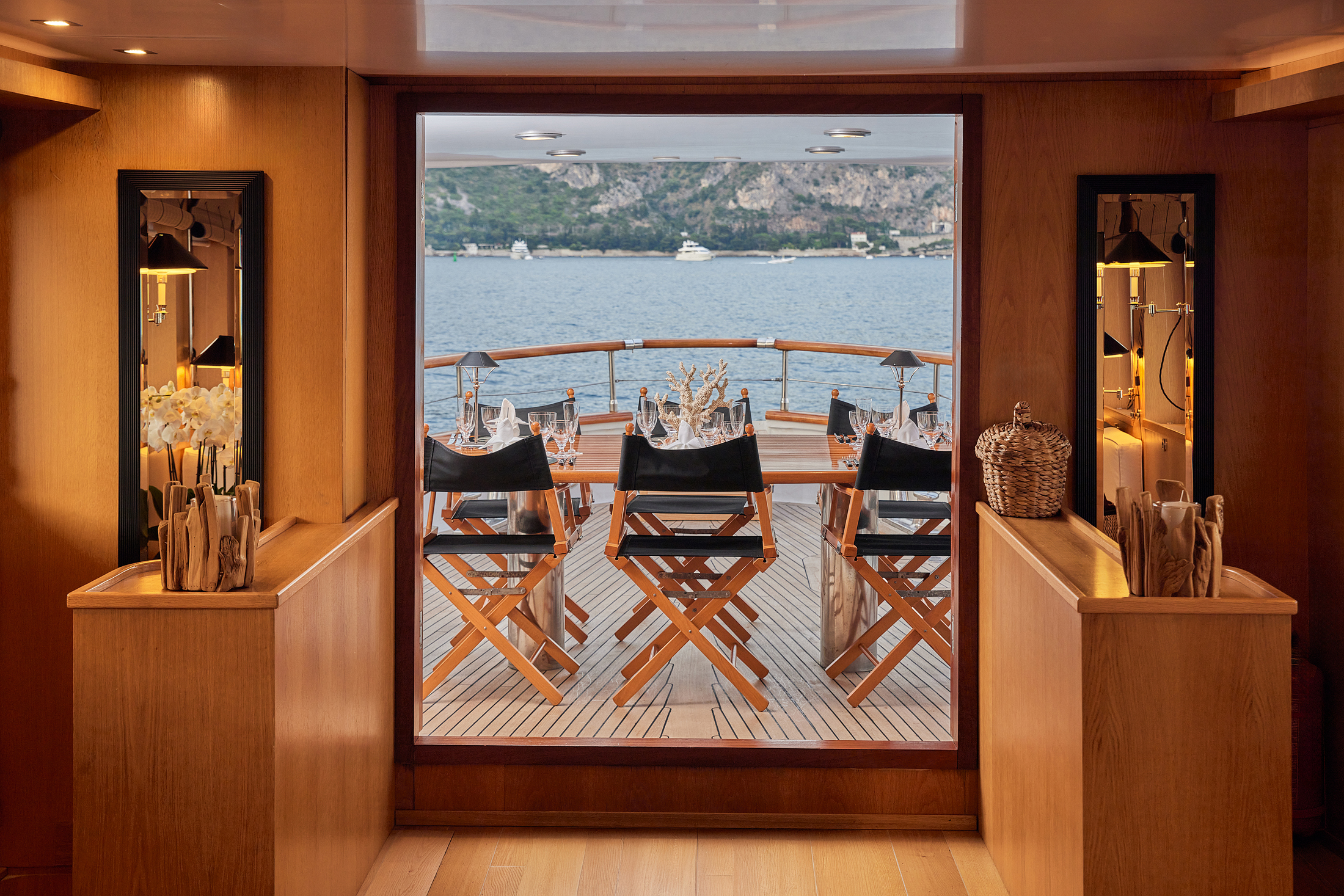 Main deck aft